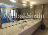 Venta - VILLA -
PERALEJA GOLF - Inland