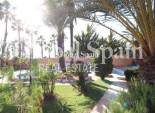 Resale - VILLA -
TORREVIEJA - Costa Blanca