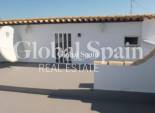 Revente - VILLA -
VILLAMARTÍN - Costa Blanca