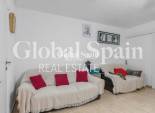 Revente - APPARTEMENT -
TORREVIEJA - Playa de los Naufragos