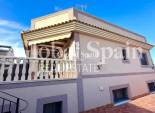 Wederverkoop - HUIS -
TORREVIEJA - La Siesta
