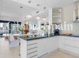 Revente - VILLA -
ORIHUELA COSTA - VILLAMARTÍN