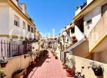 Wiederverkauf - WOHNUNG -
LA ZENIA - Costa Blanca