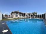 Resale - terraced_house -
TORREVIEJA - Costa Blanca Sur