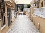 Resale - APARTMENT -
TORREVIEJA - Center