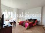 Revente - VILLA -
TORREVIEJA - La Siesta - El Salado - Torreta