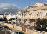Wiederverkauf - WOHNUNG -
ORIHUELA COSTA - Los Almendros-la Florida