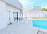 Neubau - VILLA -
PILAR DE LA HORADADA - Pinar de Campoverde