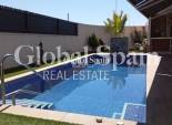 Wederverkoop - VILLA -
DAYA NUEVA - Costa Blanca