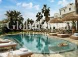Nouvelle construction - APPARTEMENT -
ESTEPONA - El Paraíso