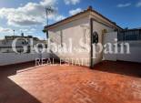 Resale - HOUSE -
ORIHUELA COSTA - Costa Blanca