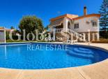 Wederverkoop - VILLA -
TORREVIEJA - Costa Blanca