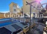 Revente - VILLA -
ORIHUELA COSTA - VILLAMARTÍN