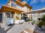 Resale - VILLA -
LOS MONTESINOS - La Herrada