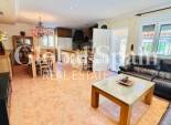 Revente - VILLA -
ORIHUELA - Urb. Montepinar