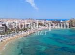 Revente - Appartement -
TORREVIEJA - Paseo maritimo