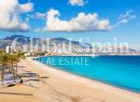 Resale - VILLA -
ALFAZ DEL PI