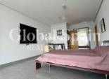 Wederverkoop - VILLA -
CIUDAD QUESADA