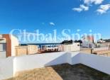 Resale - APARTMENT -
PUERTO DE MAZARRÓN - Paseo