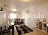 Wederverkoop - APPARTEMENT -
TORREVIEJA - Center