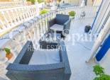 Revente - VILLA -
VILLAMARTÍN - Costa Blanca