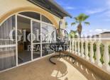 Wederverkoop - VILLA -
CIUDAD QUESADA - Centro