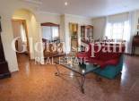 Odsprzedaż - WILLA  -
TORREVIEJA - 
