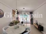 Resale - APARTMENT -
TORREVIEJA - Habaneras