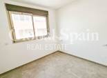 Wederverkoop - PENTHOUSE -
TORREVIEJA - Paseo maritimo