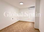 Wiederverkauf - WOHNUNG -
TORREVIEJA - Playa del Cura