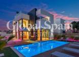 Wederverkoop - VILLA -
TORREVIEJA - Torreta Florida