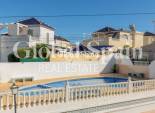 Wiederverkauf - HAUS -
TORREVIEJA - LOS BALCONES - LOS ALTOS
