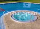 Wederverkoop - APPARTEMENT -
ORIHUELA - Inland