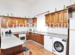 Resale - HOUSE -
ALMORADÍ - Comunidad Valenciana