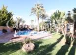 Revente - Villa -
TORREVIEJA - El chaparral