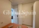 Wederverkoop - APPARTEMENT -
TORREVIEJA - Acequion