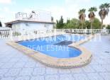 Wiederverkauf - VILLA -
ORIHUELA COSTA - Costa Blanca