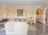 Resale - Villa -
ORIHUELA - Benferri
