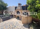 Resale - VILLA -
TORREVIEJA - Aguas Nuevas