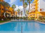 Resale - APARTMENT -
TORREVIEJA - Punta Prima