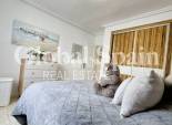 Wederverkoop - VILLA -
VILLAMARTÍN - Costa Blanca