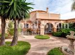 Wederverkoop - VILLA -
TORREVIEJA - San Luis