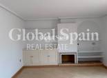 Wederverkoop - APPARTEMENT -
TORREVIEJA - Costa Blanca
