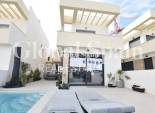 Wederverkoop - VILLA -
LOS MONTESINOS - Costa Blanca