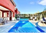 Venta - VILLA -
MAR MENOR GOLF RESORT - Inland