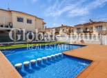 Resale - HOUSE -
TORREVIEJA - Costa Blanca