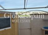 Resale - HOUSE -
ORIHUELA COSTA - Punta Prima