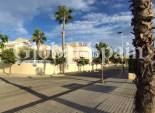 Odsprzedaż - WILLA  -
TORREVIEJA - 