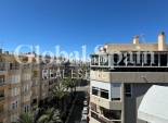 Resale - APARTMENT -
TORREVIEJA - Center