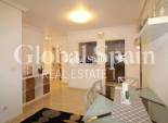 Wederverkoop - APPARTEMENT -
TORREVIEJA - Center